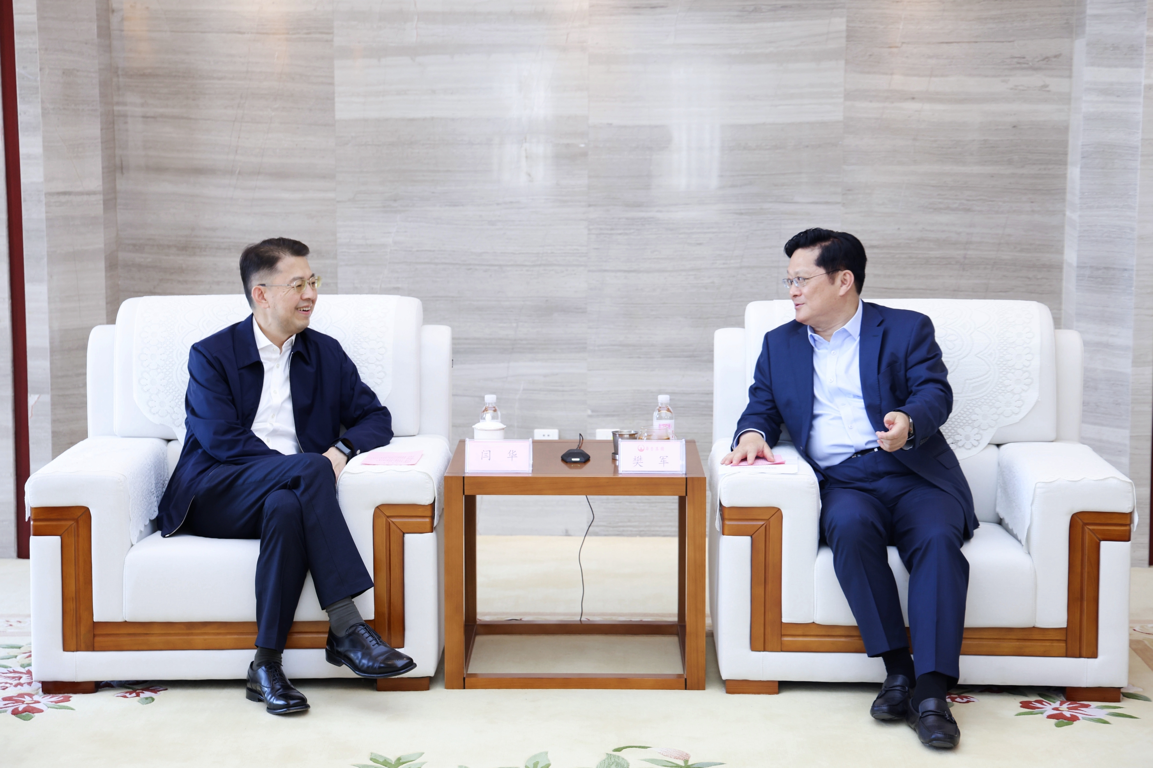 080A5772_2231245555-rp3607755313 (1).jpg